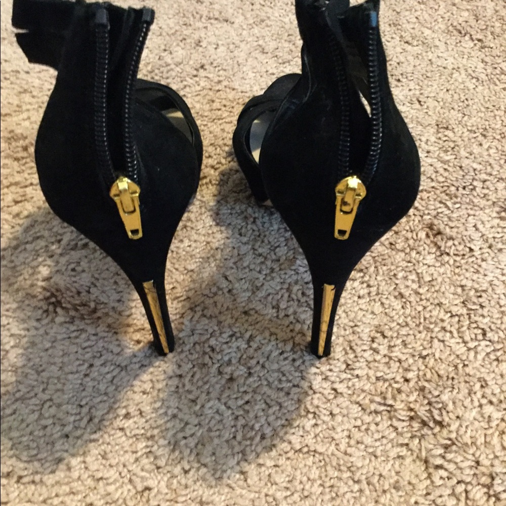 Ladies Heels - image 3